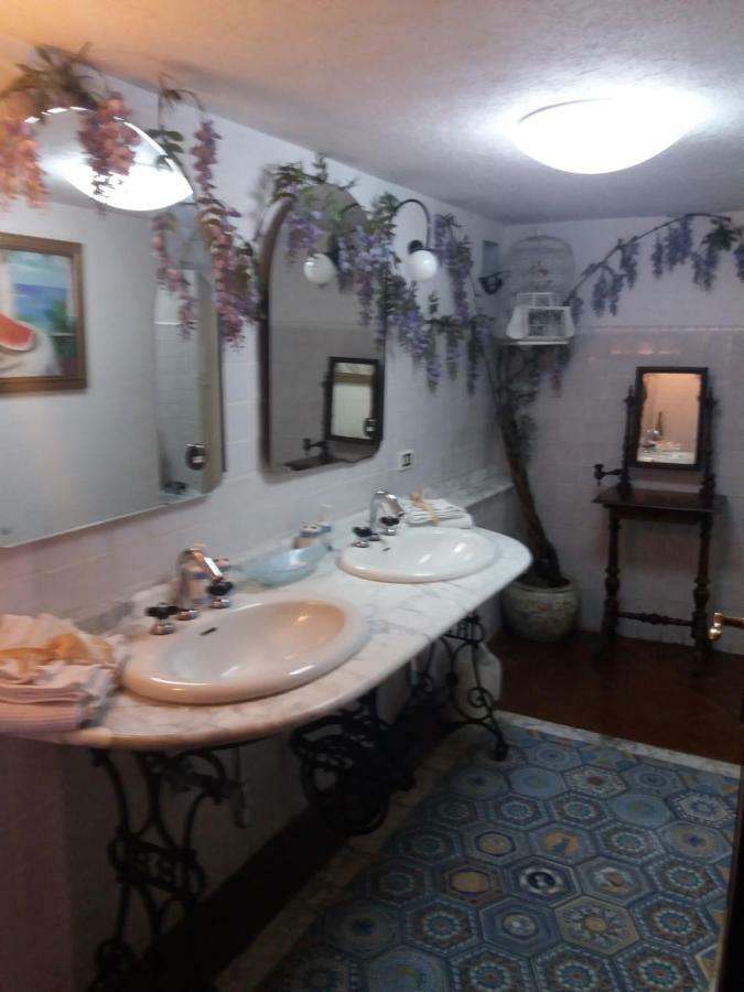 B&B Arechi Salerno Exterior foto
